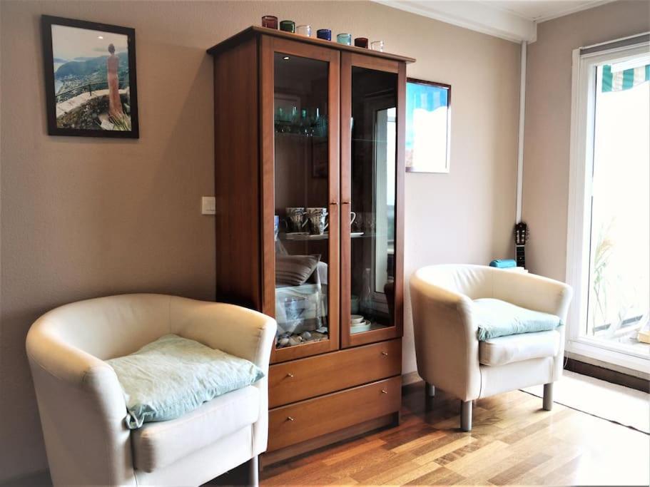 Appartement La Prom - A Two Bedroom With A Sea View *