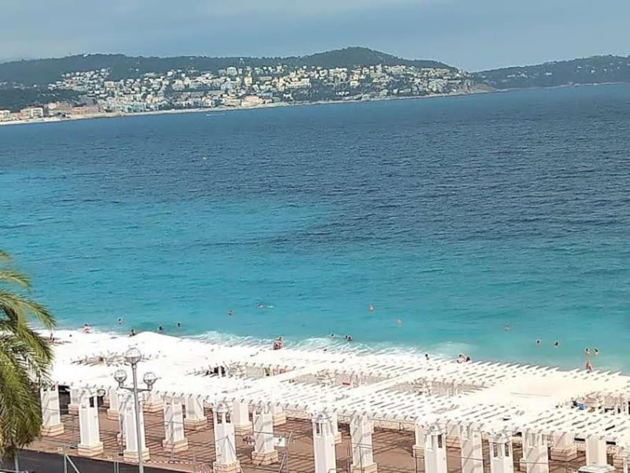 Appartement La Prom - A Two Bedroom With A Sea View *